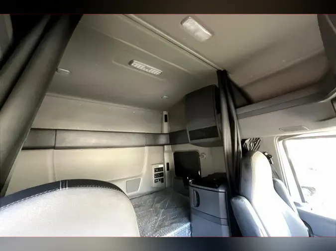 2022 INT LT625 6x46de95f3334504b9478f3a3528357d0b9