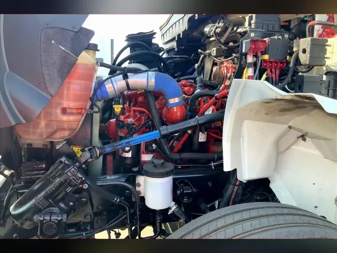 2020 INT MV607