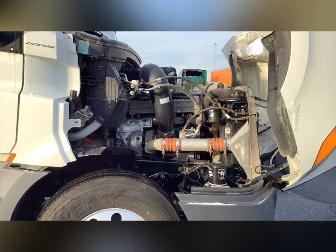 2020 Freightliner Cascadia 1266deec2841476f2c5e3b8825b58a22c8d