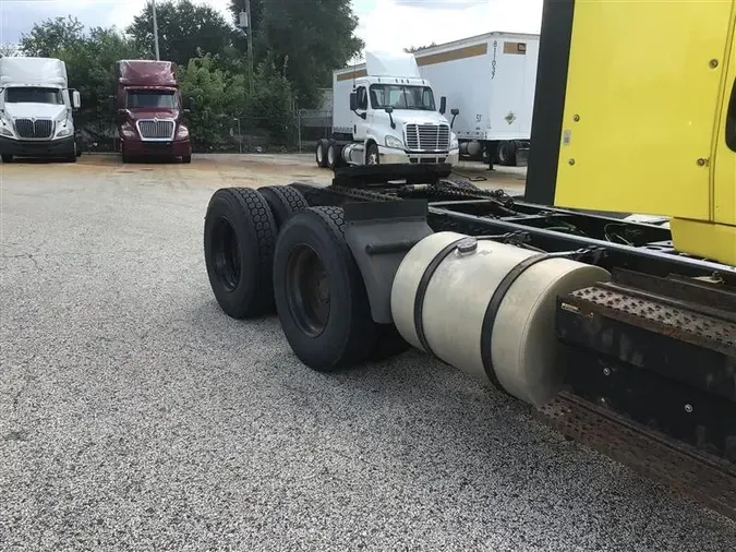 2019 INTERNATIONAL RH613