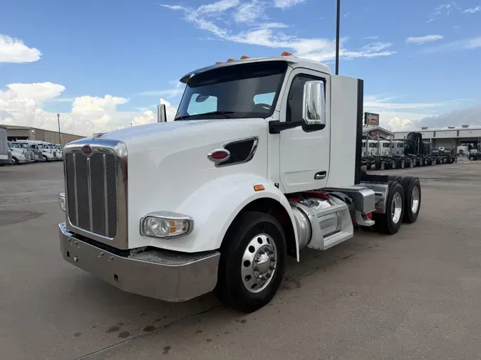 2023 Peterbilt 567