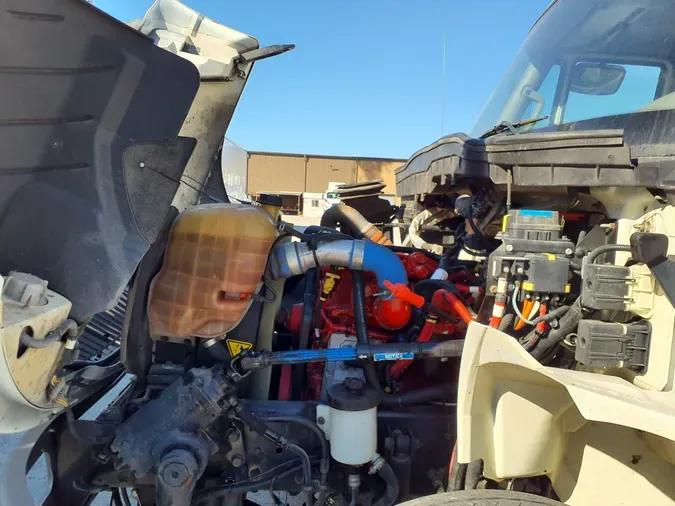 2018 NAVISTAR INTERNATIONAL 4300