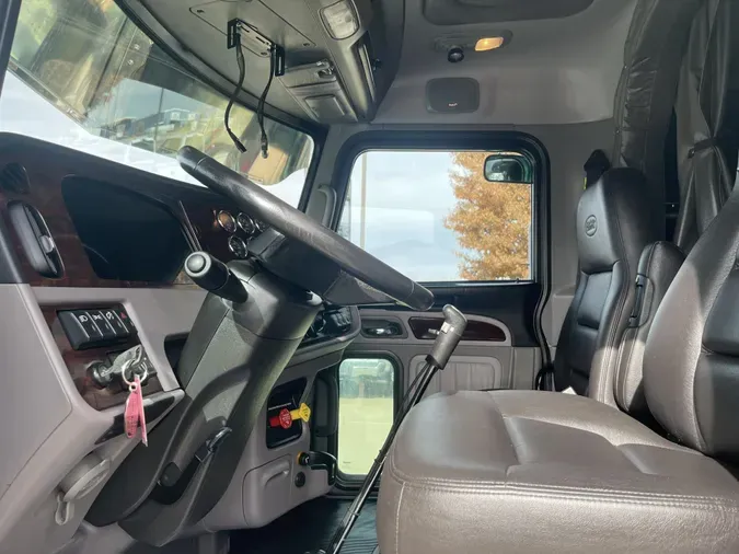 2024 Peterbilt 3896df099ee0a4bb8abd6ff4845bf8406a4