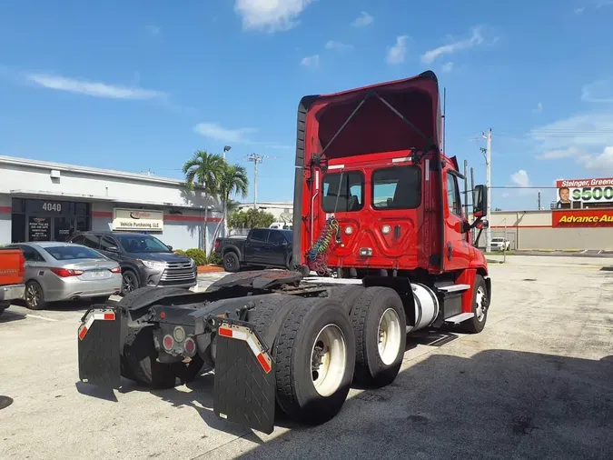 2020 FREIGHTLINER/MERCEDES CASCADIA 1256df0e2ed61c3f234b4772302c014ba18