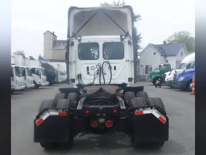 2019 FREIGHTLINER NEW CASCADIA PX12664