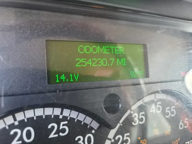 2020 FREIGHTLINER/MERCEDES M2 106