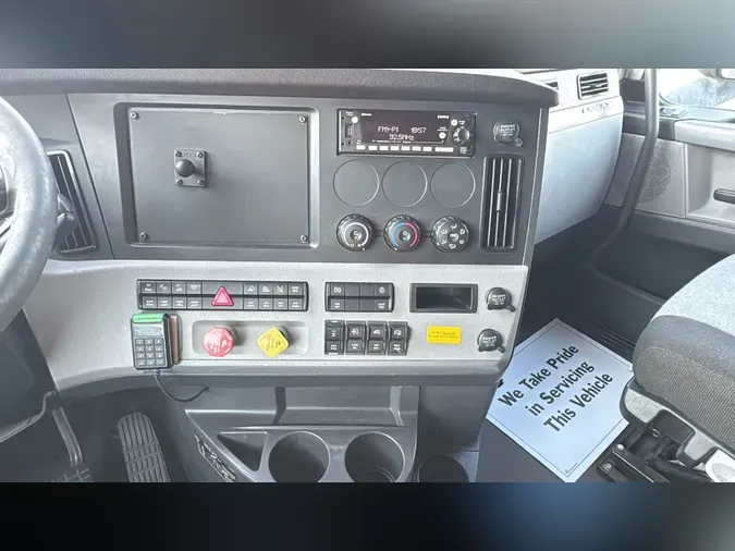 2022 Freightliner Cascadia 126