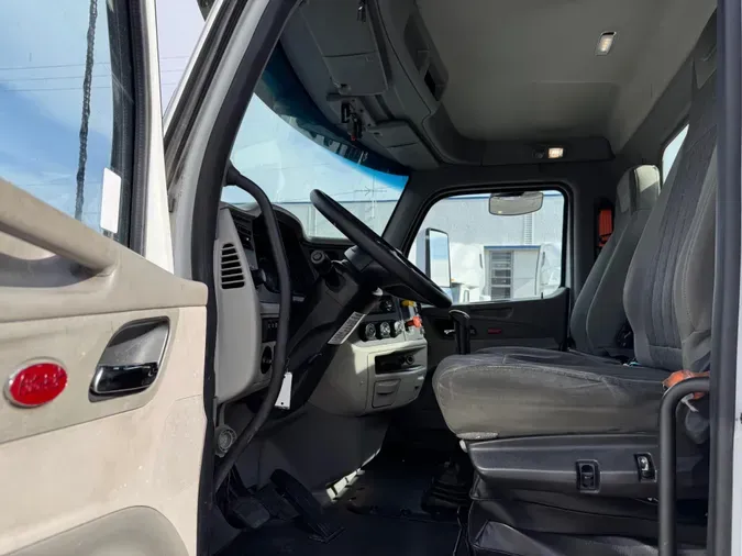2019 Peterbilt 579