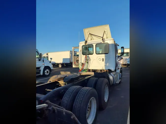 2021 FREIGHTLINER/MERCEDES NEW CASCADIA PX12664