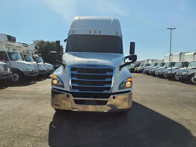 2020 FREIGHTLINER/MERCEDES NEW CASCADIA PX12664