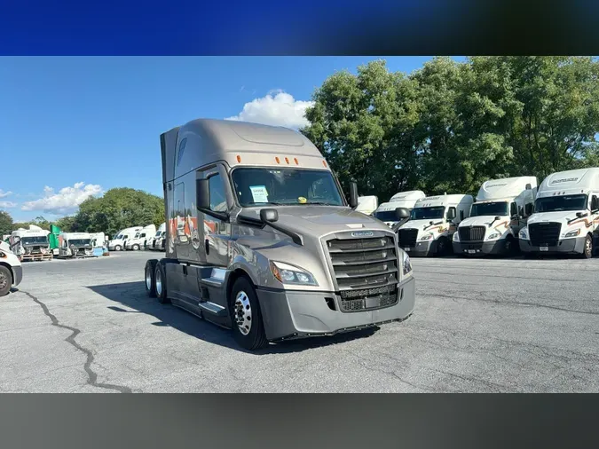 2023 Freightliner Cascadia 1266dff6c81591413e6785598d6b00f0672