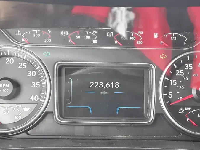 2020 NAVISTAR INTERNATIONAL MV607 (4X2)