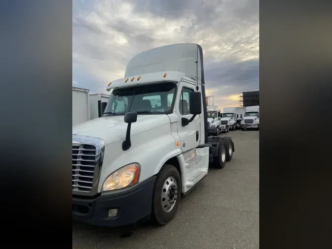 2019 FREIGHTLINER/MERCEDES CASCADIA 1256e102371ac0d3235c810d99f34035628