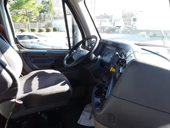 2019 FREIGHTLINER/MERCEDES CASCADIA 125