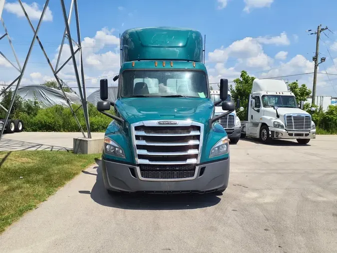 2019 FREIGHTLINER NEW CASCADIA PX12664