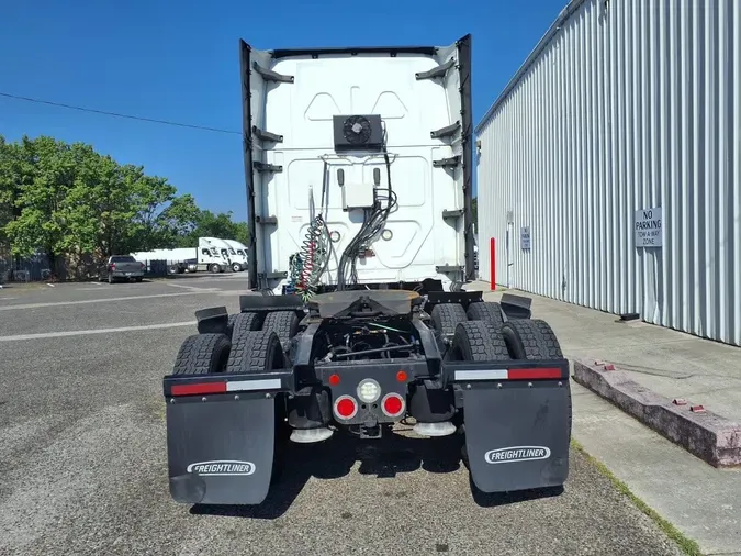 2020 FREIGHTLINER NEW CASCADIA PX12664