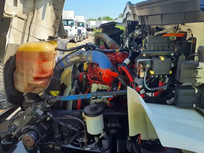 2018 NAVISTAR INTERNATIONAL 4300