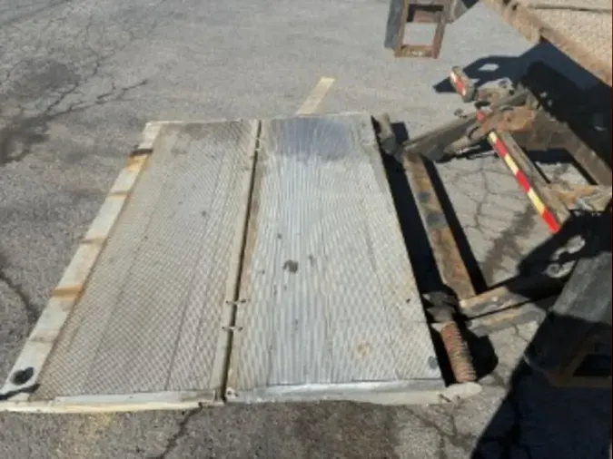 2017 NAVISTAR INTERNATIONAL 4300