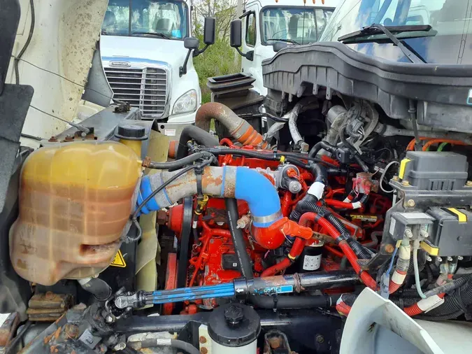 2019 NAVISTAR INTERNATIONAL 4300
