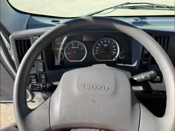 2020 Isuzu NPR-HD
