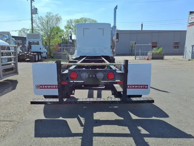 2019 KENWORTH TRUCKS T370