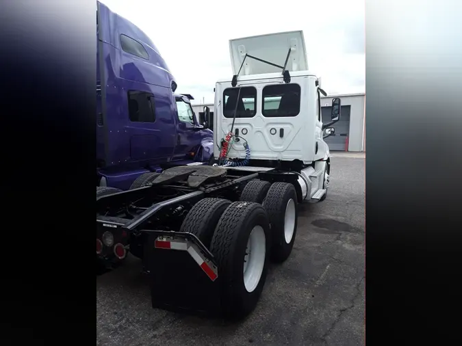 2020 FREIGHTLINER/MERCEDES NEW CASCADIA PX12664