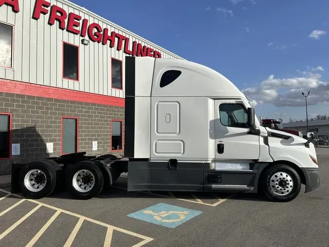 2023 Freightliner Cascadia&reg;