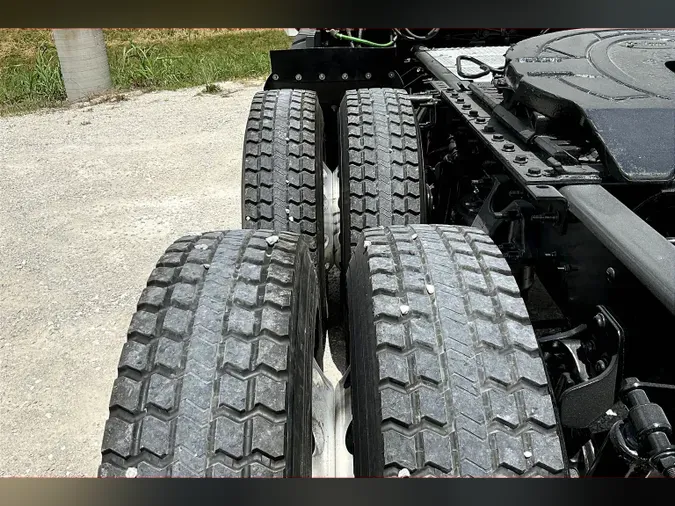 2021 INT LT625 6x4