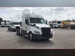 2022 Freightliner Cascadia 126