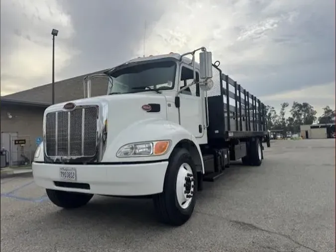 2020 Peterbilt 330