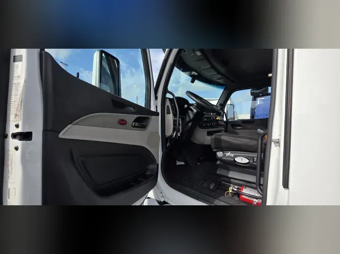 2023 Peterbilt 5676e366bc80790827b063c468a3a8af56a
