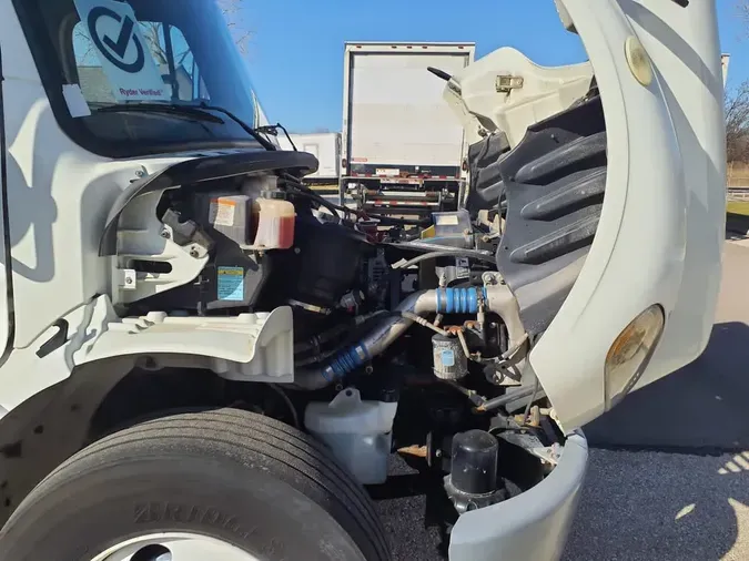 2019 FREIGHTLINER/MERCEDES M2 106