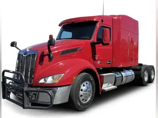 2022 Peterbilt 579