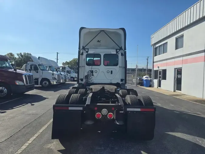 2019 FREIGHTLINER/MERCEDES NEW CASCADIA PX12664