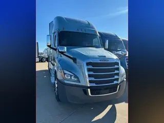 2022 FREIGHTLINER CASCADIA 126