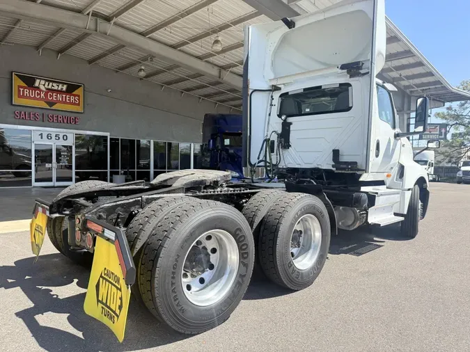 2020 International LT625