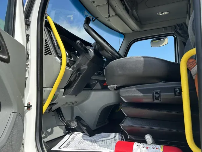 2021 Kenworth T680