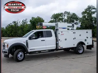 2025 FORD F550 XL