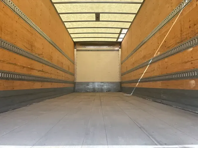 2019 FREIGHTLINER/MERCEDES M2 106