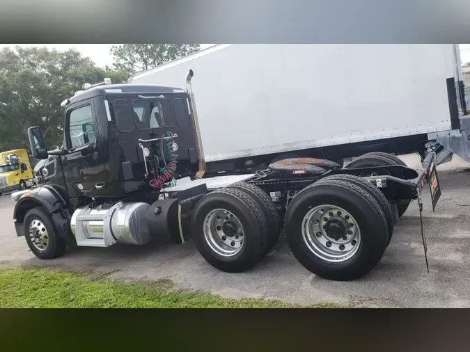2023 Peterbilt 567