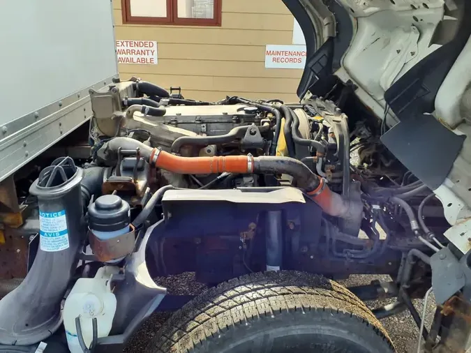 2018 ISUZU NPR HD