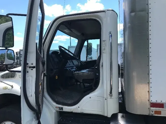 2016 FREIGHTLINER M2