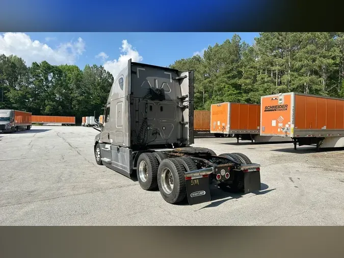 2021 Freightliner Cascadia