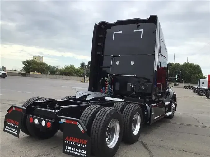 2021 KENWORTH T680