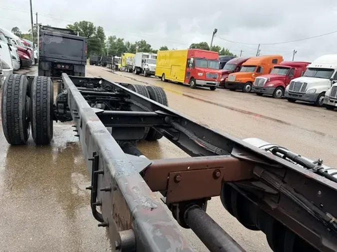 2019 KENWORTH T370