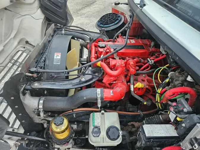 2018 FREIGHTLINER/MERCEDES M2 106