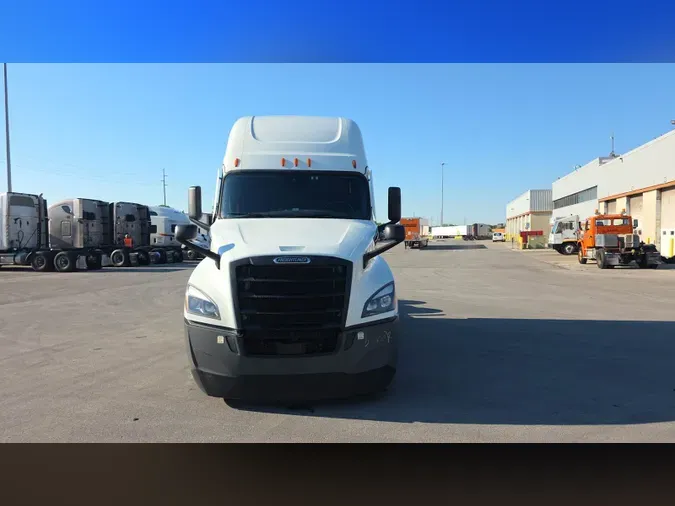 2023 Freightliner Cascadia 1266e5676f8ab251885c013cf46853a3a33