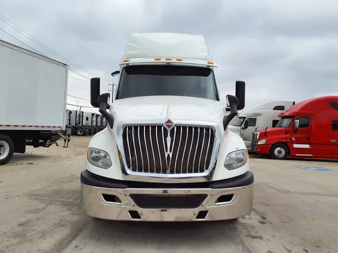 2020 NAVISTAR INTERNATIONAL LT625 SLPR CAB