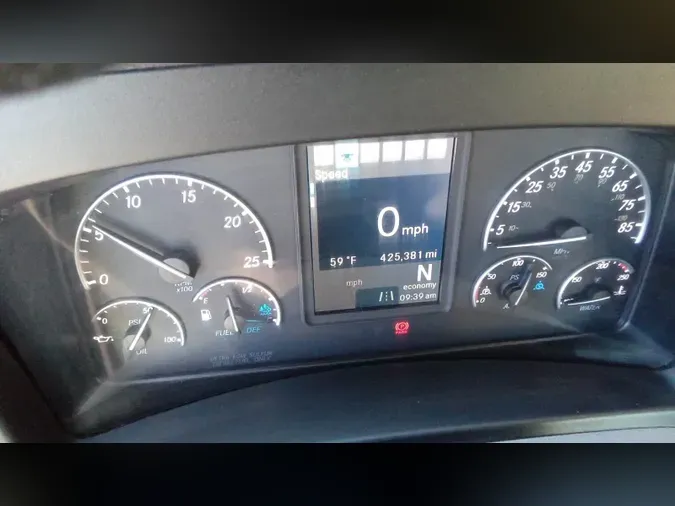 2020 Freightliner Cascadia 1266e590655a44ff23bf5c5574470fb37a7