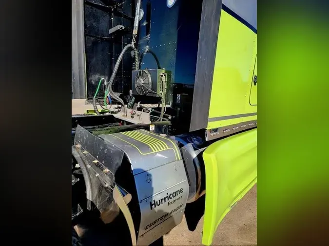 2022 Peterbilt 5796e5c93ffcc0775bda1be37f059c96fa5